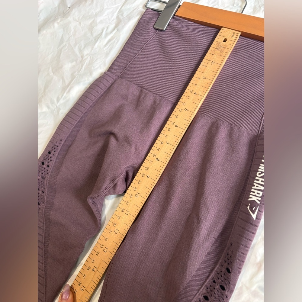 Gymshark seamless leggings cutout pattern size small 24” inseam high rise - Picture 8 of 10